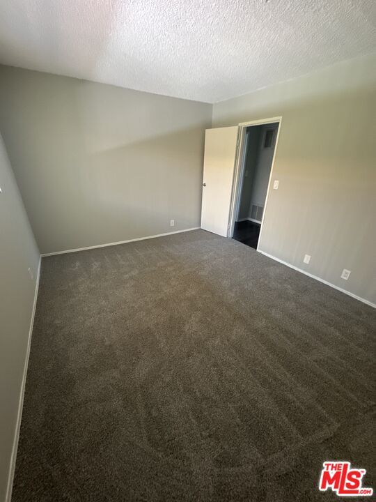 Building Photo - 4550 Overland Ave