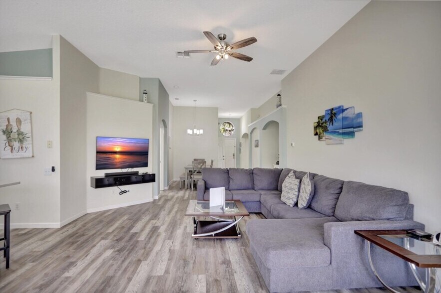 Building Photo - 2227 Wyndham Palms Way