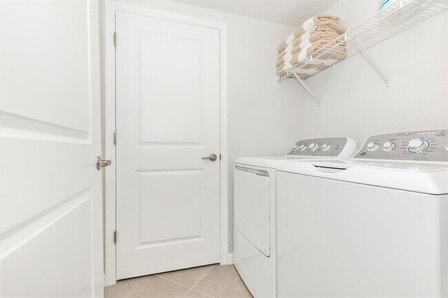Building Photo - 12685 Radiance Ct