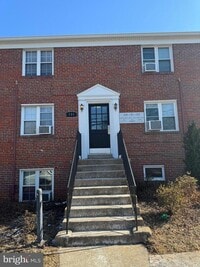 Building Photo - 131 S Courthouse Rd