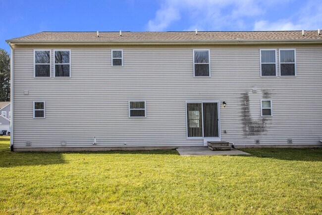 Building Photo - Immediate Occupancy with Outstanding Pricing