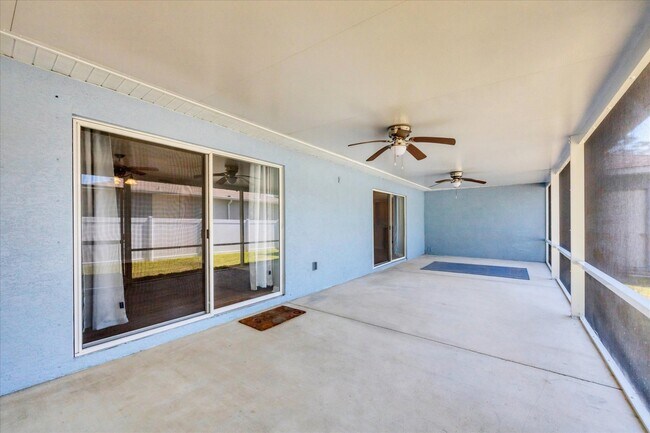 Building Photo - 2821 Embassy Rd