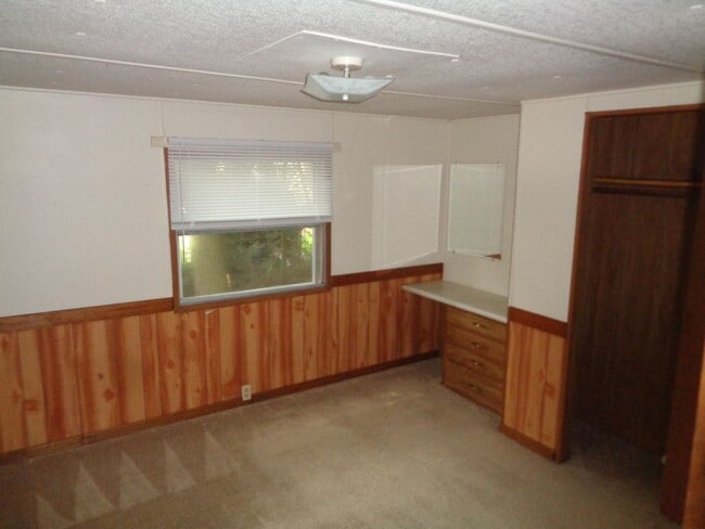 Building Photo - 199 Hidden Valley Cir