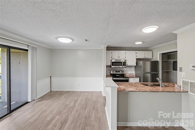 Building Photo - 10971 Harrowfield Rd