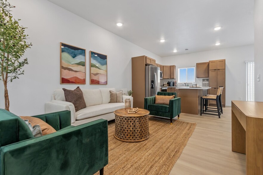 Interior Photo - The Nova