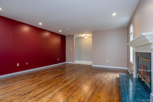 Building Photo - 5 Sherwood Farms Ct