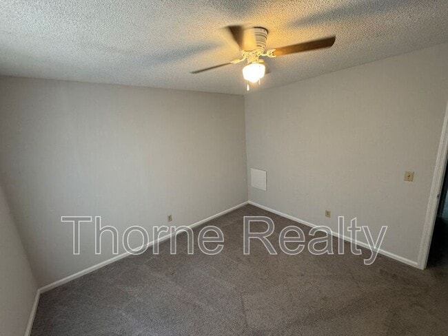 Building Photo - 610 S Boddie St