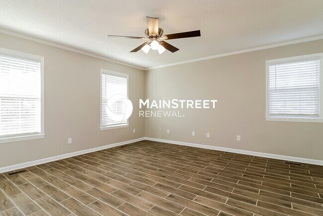 Building Photo - 4 Bedroom Pet-Friendly Home in RALEIGH, NC with Main Street Renewal
