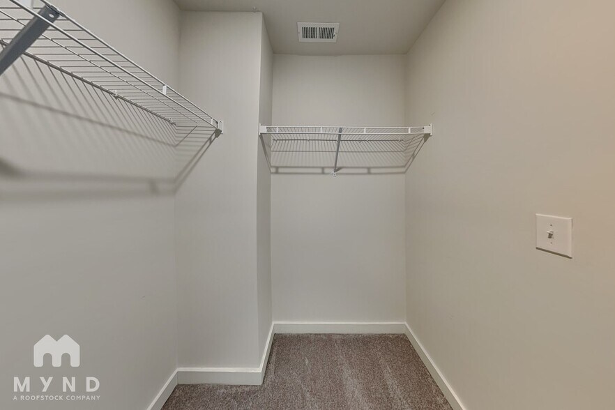 Building Photo - 603 Snapdragon Ln