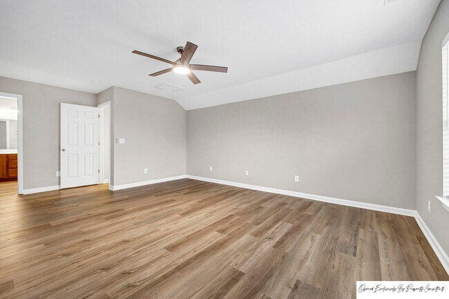 Building Photo - 3 BEDROOM GARDEN HOME IN ST ANDREWS AREA GATED COMMUNITY