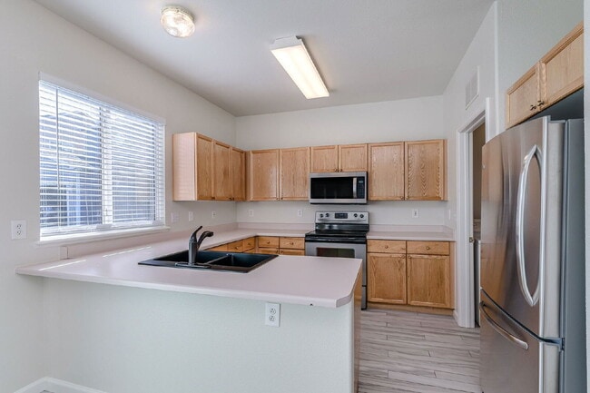 Building Photo - 965 Evening Star Ct