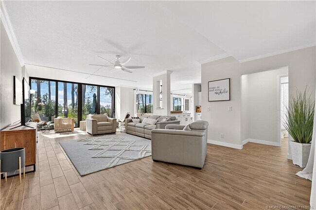 Building Photo - 13438 Harbour Ridge Blvd