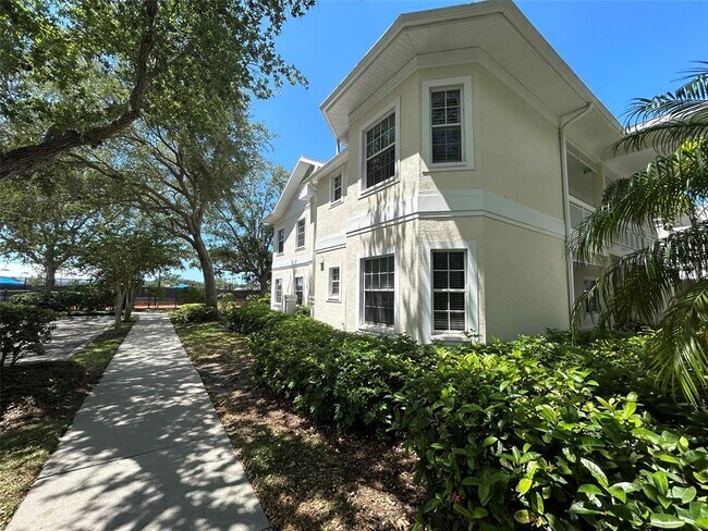 Building Photo - 3702 54th Dr W