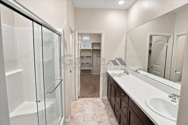 Building Photo - 24266 Verdugo Cir