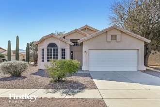 Building Photo - 7225 W Opossum Dr