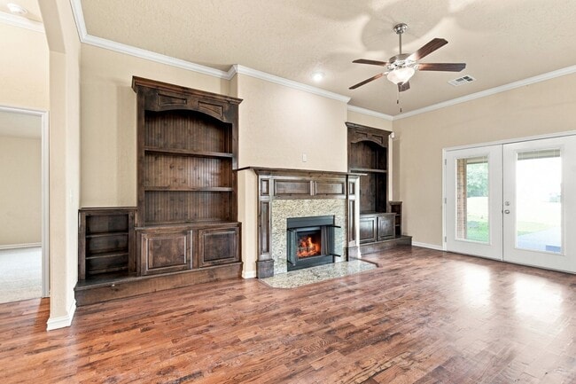 Building Photo - 10724 Masters Cir