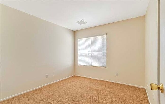 Building Photo - 71667 Sunnyvale Ct