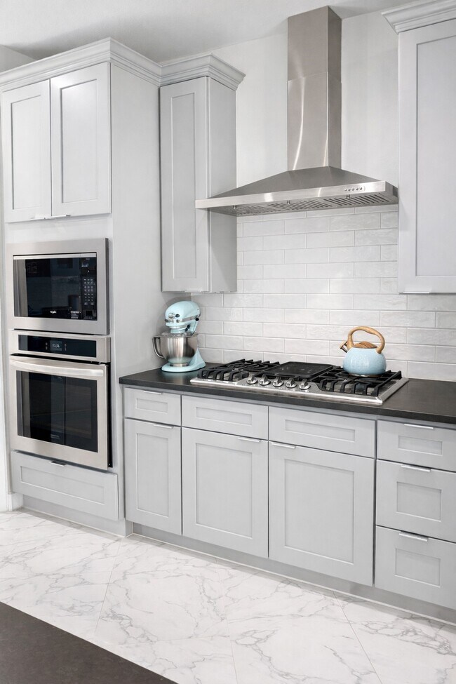 Building Photo - 10115 Porto Rico Rd