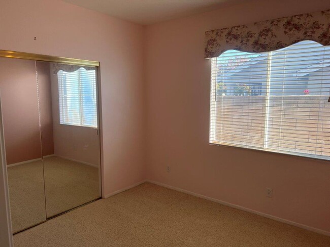 Building Photo - Exclusive Diamond Grove Gated Senior Commu...