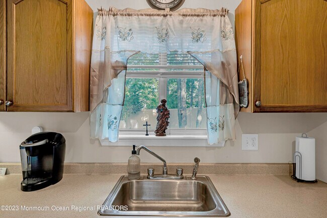 Building Photo - 47 Mizzen Dr