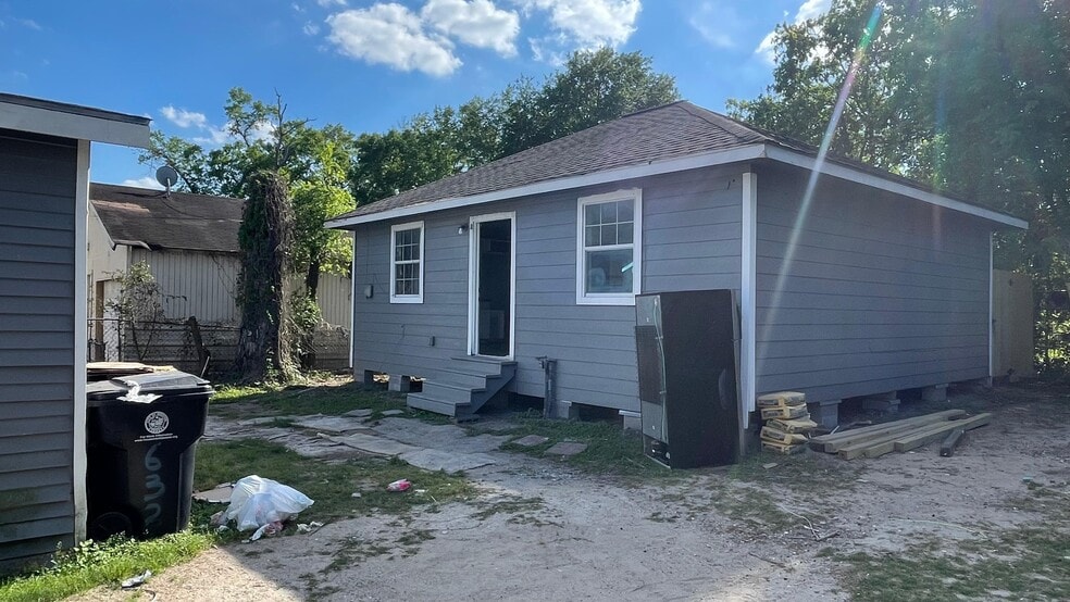 Building Photo - 6321 Ezzard Charles Ln