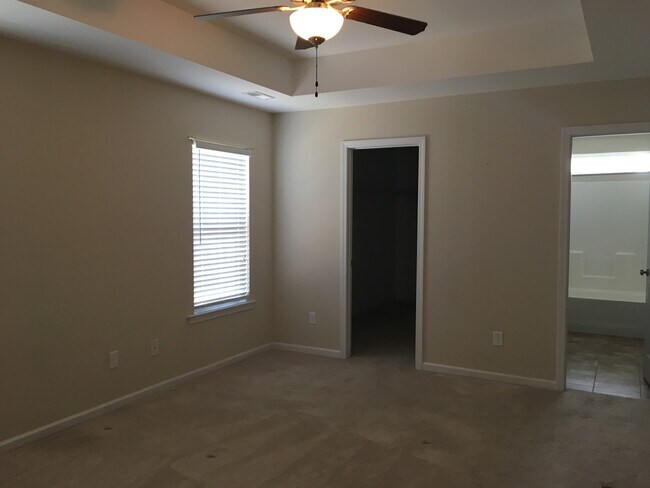 Building Photo - Village at Mariners Pointe