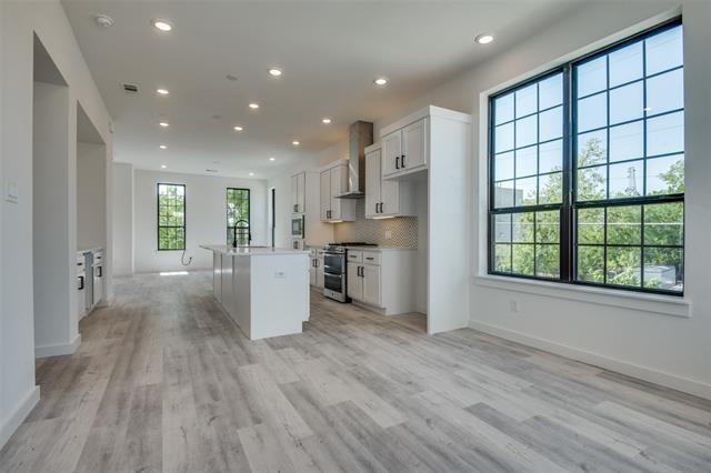 Building Photo - 4808 San Jacinto St