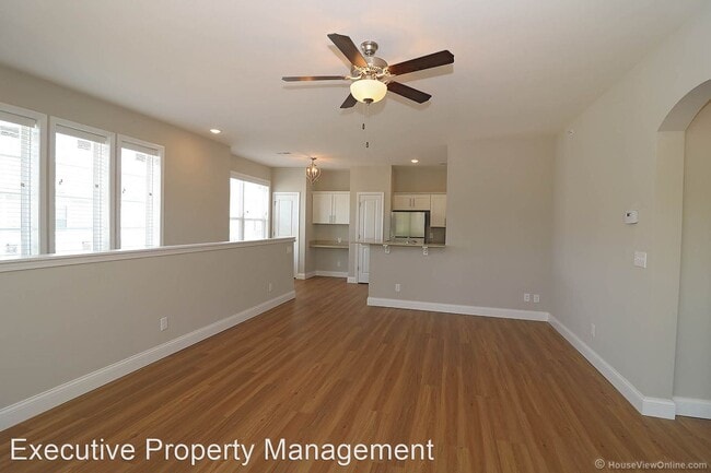Building Photo - 2028 Walden Pond Way