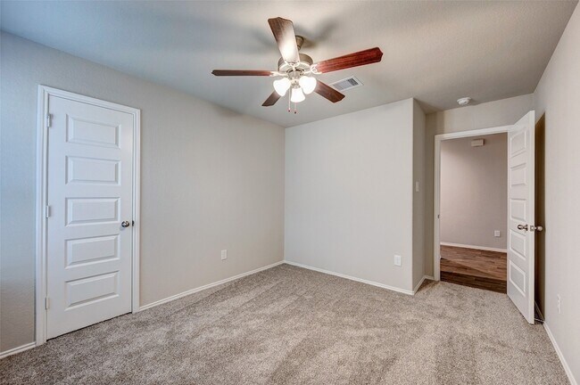 Building Photo - 1710 Goose Island Ln