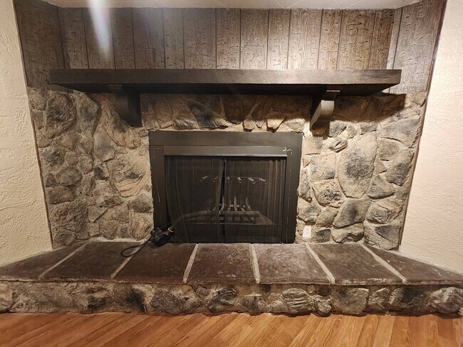 Building Photo - 2618 N Prospect St