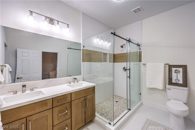 Building Photo - 5152 Forest Oaks Dr