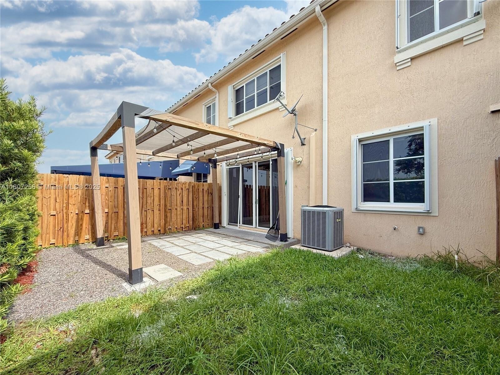 Building Photo - 16562 SW 71st Ter