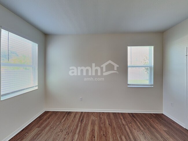 Building Photo - 5116 Piazza Loop