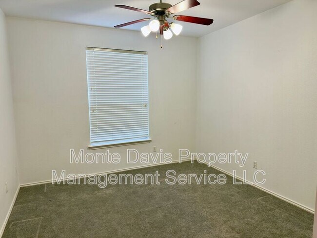 Building Photo - 10317 Laredo Dr