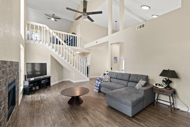 Building Photo - 20039 Moonflower Ln