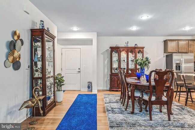 Building Photo - 13950 Englefield Dr