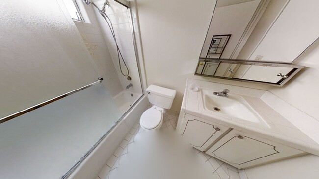 Floorplan - 2028 Dwight Way