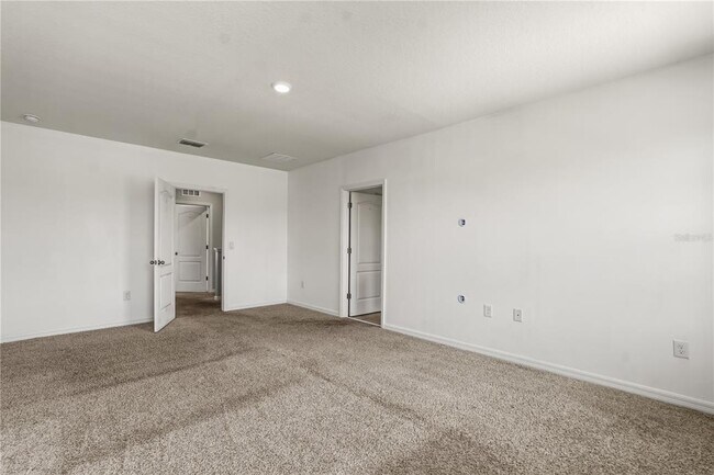 Building Photo - 1711 Setter Ave