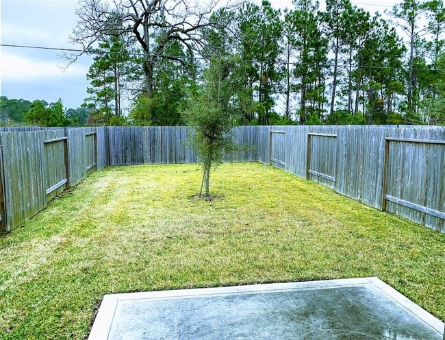 Building Photo - 285 Woodland Hills Dr