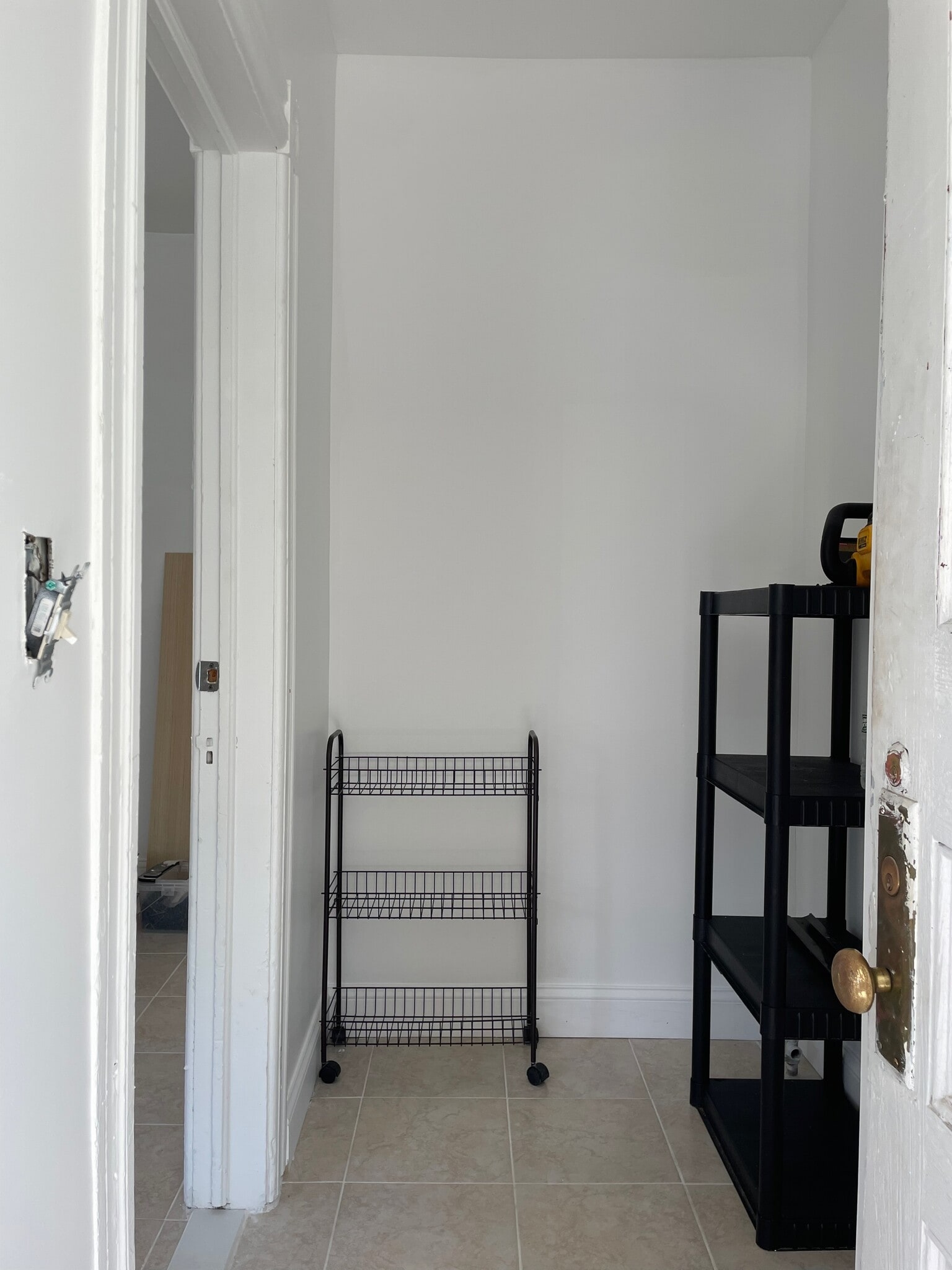 Building Photo - 1303 Hutton St