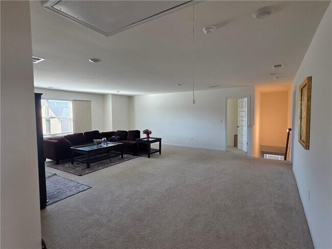 Building Photo - 3518 English Elm Wy