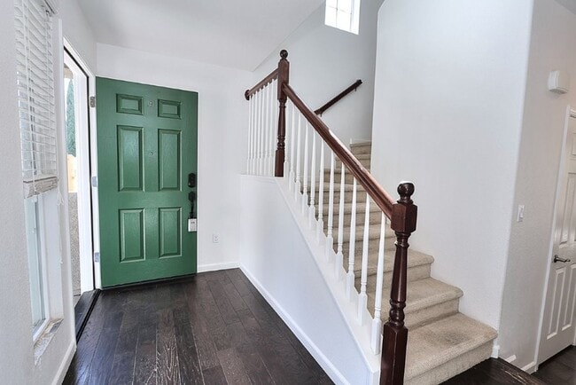 Building Photo - High Demand Park Place Home for Rent!