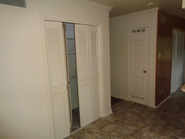 Building Photo - 9209 Clover Hl Rd