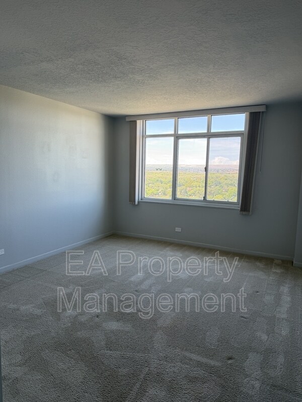 Building Photo - 1331 Park Ave SW