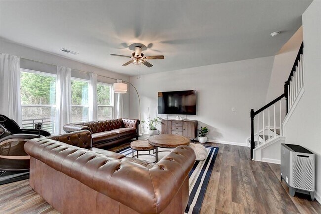 Building Photo - 5215 Wheeler Run Dr