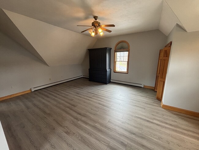 Building Photo - 276 Bullard St