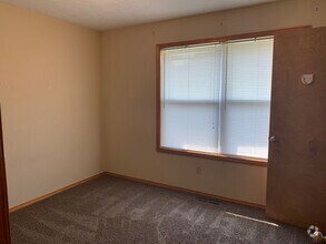 Building Photo - 3 Bed 2 Bath house for rent!!