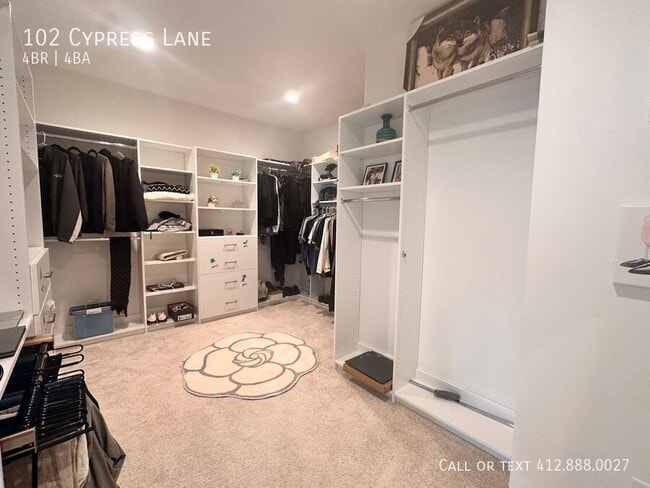 Building Photo - 102 Cypress Ln