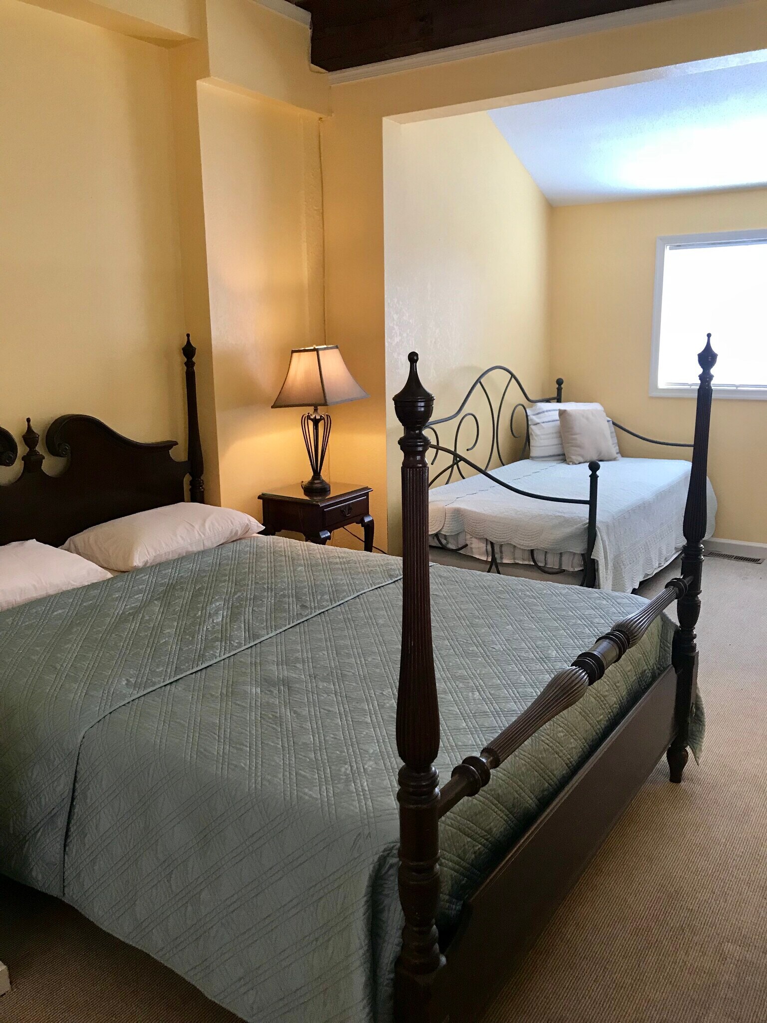 Building Photo - 122 Newport Bay Dr