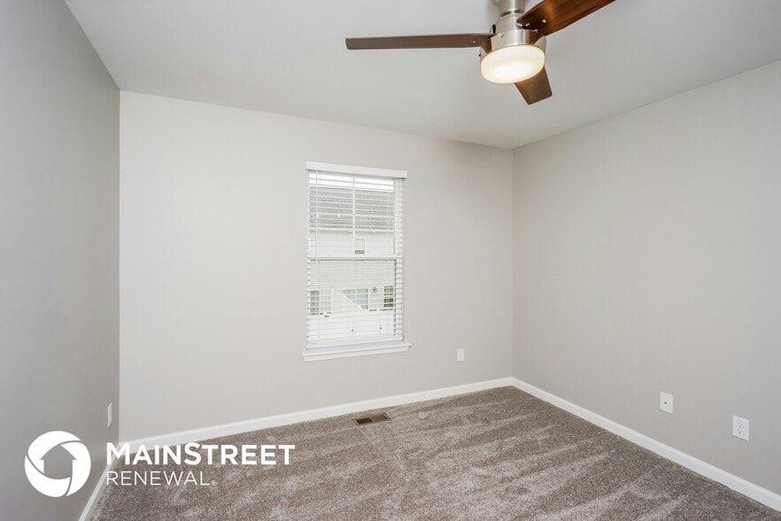 Building Photo - 2063 Paddle Wheel Dr